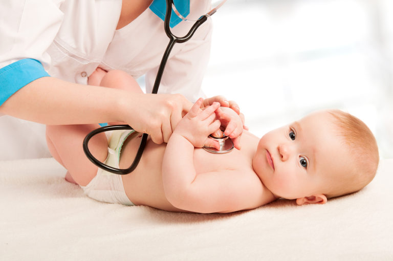 Häufige Krankheiten im Kindesalter – Wann sollte man zum Arzt?